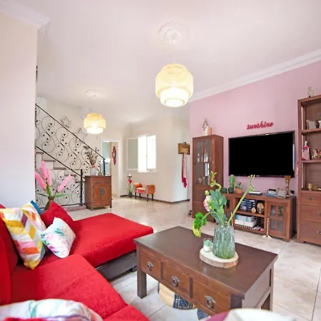 Сasa de vacaciones Panoramic View Holiday In Arona With Bubble Bath Bath *