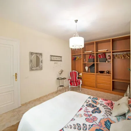 Panoramic View Holiday In Arona With Bubble Bath Bath * أرونا