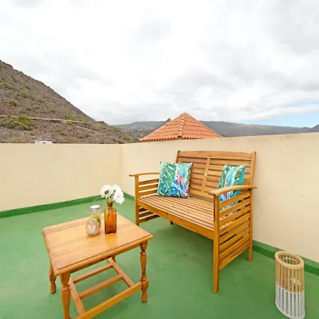 Panoramic View Holiday In Arona With Bubble Bath Bath Casa vacanze *